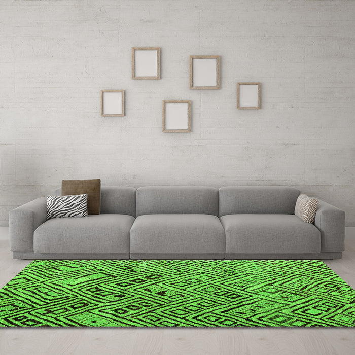 Machine Washable Abstract Green Modern Area Rugs in a Living Room,, wshabs4427grn