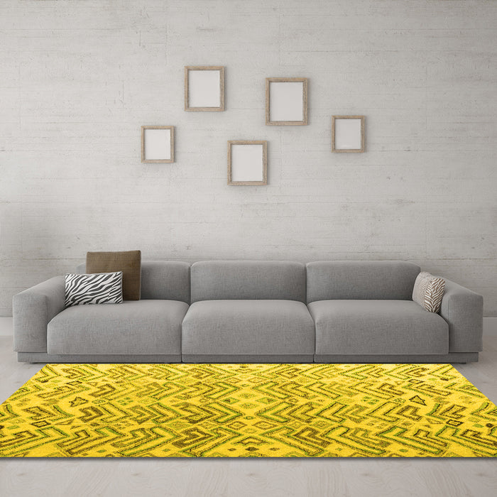 Machine Washable Abstract Yellow Modern Rug in a Living Room, wshabs4429yw