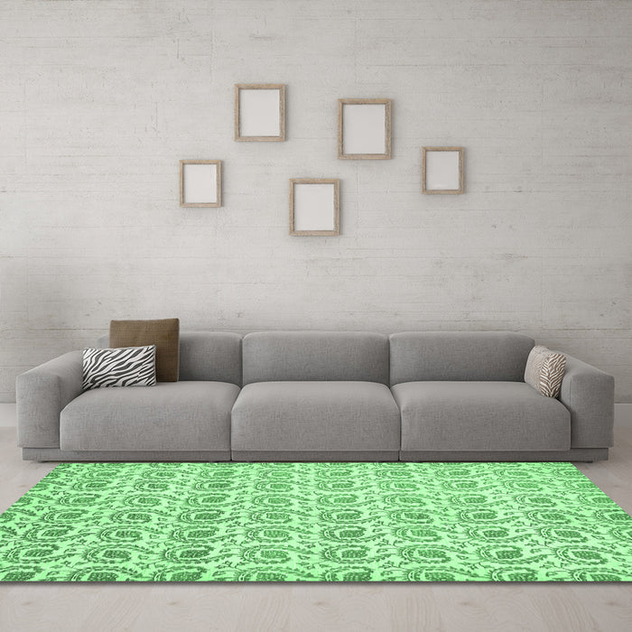 Machine Washable Abstract Emerald Green Modern Area Rugs in a Living Room,, wshabs442emgrn