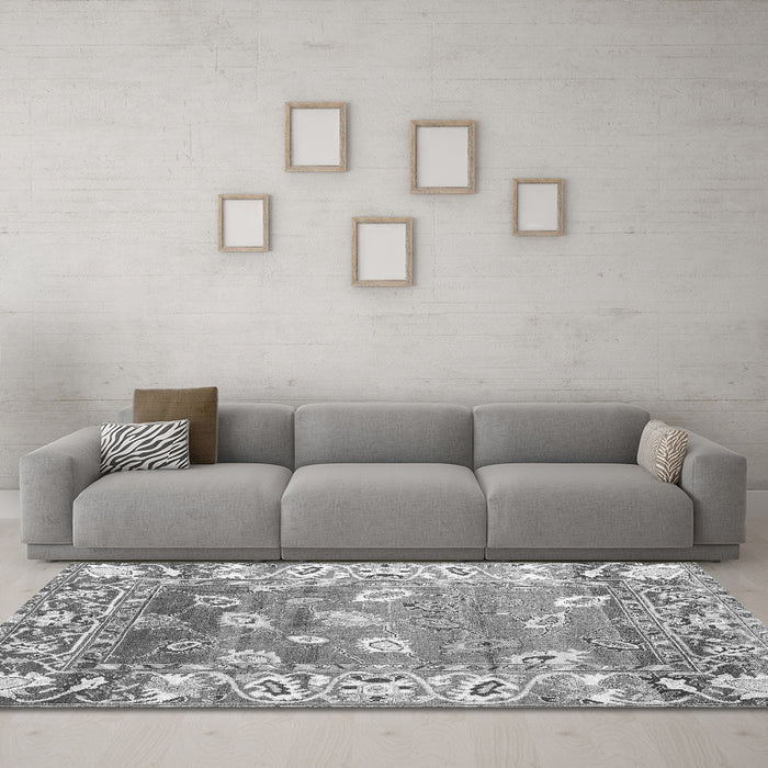 Machine Washable Oriental Gray Traditional Rug in a Living Room,, wshabs4444gry