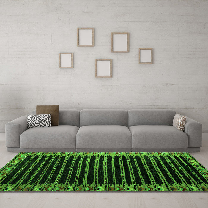 Machine Washable Abstract Green Modern Area Rugs in a Living Room,, wshabs4453grn