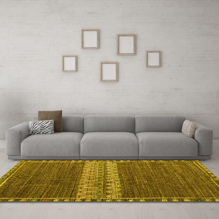 Machine Washable Abstract Yellow Modern Rug in a Living Room, wshabs4455yw