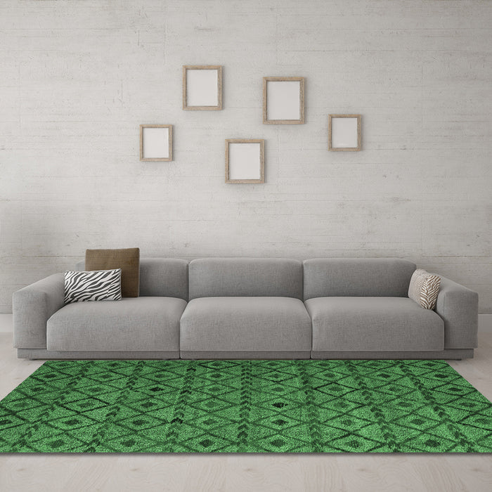 Machine Washable Abstract Emerald Green Modern Area Rugs in a Living Room,, wshabs4467emgrn