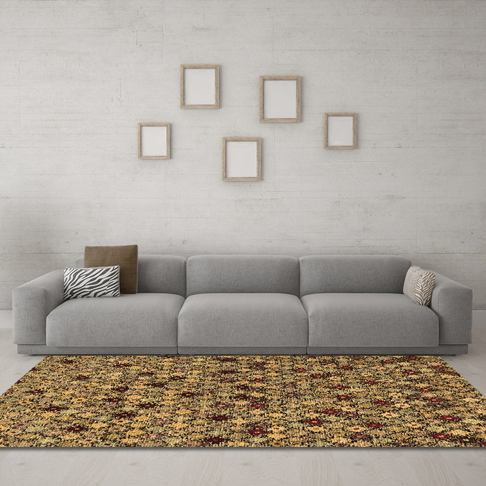 Machine Washable Abstract Brown Modern Rug in a Living Room,, wshabs4474brn