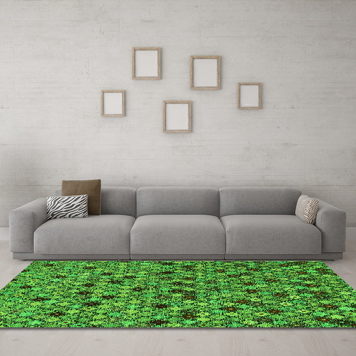 Machine Washable Abstract Green Modern Area Rugs in a Living Room,, wshabs4474grn