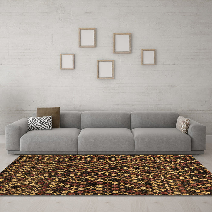 Machine Washable Abstract Brown Modern Rug in a Living Room,, wshabs4475brn