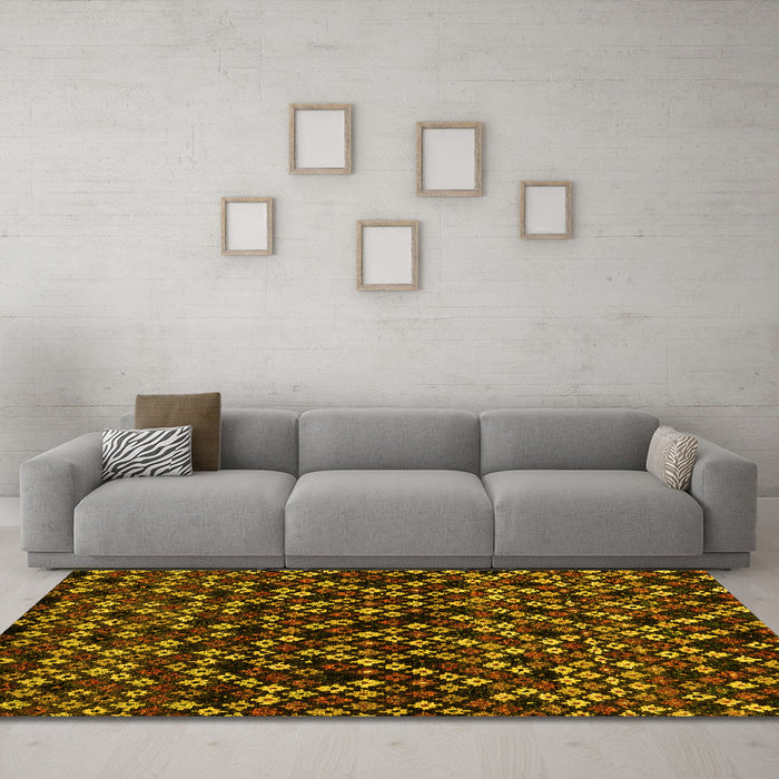 Machine Washable Abstract Yellow Modern Rug in a Living Room, wshabs4475yw