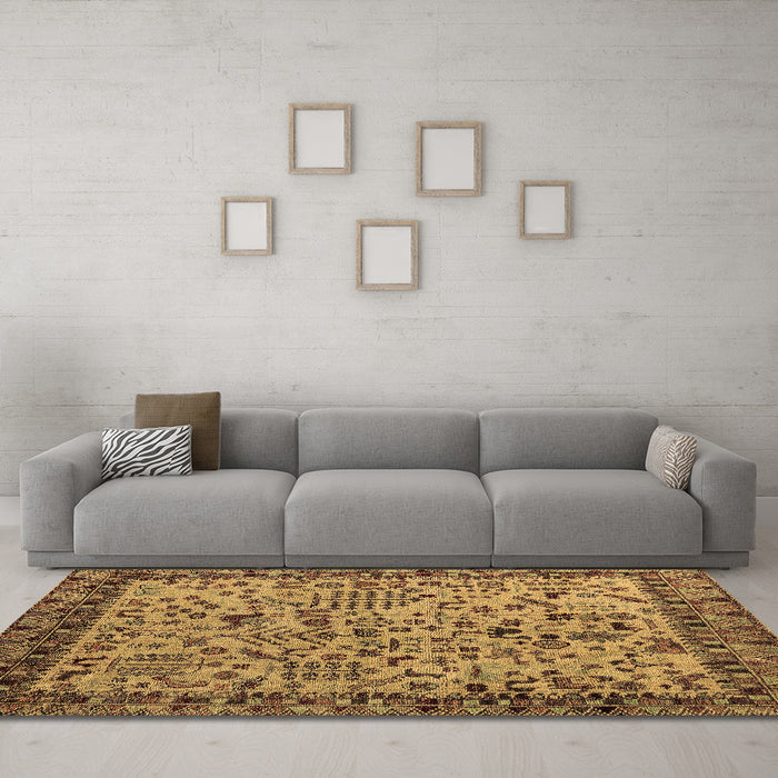 Machine Washable Abstract Brown Modern Rug in a Living Room,, wshabs4476brn