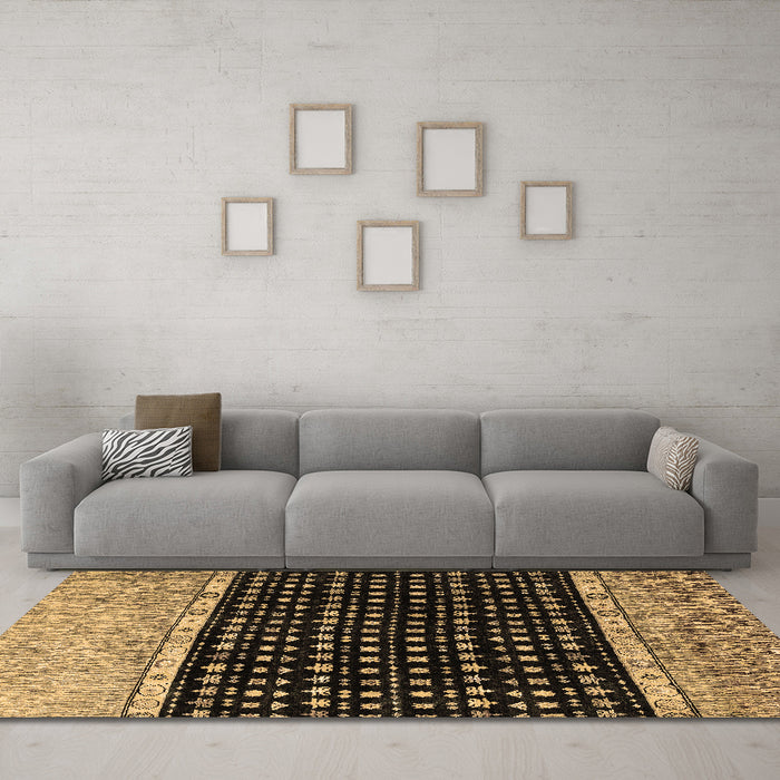 Machine Washable Abstract Brown Modern Rug in a Living Room,, wshabs4483brn