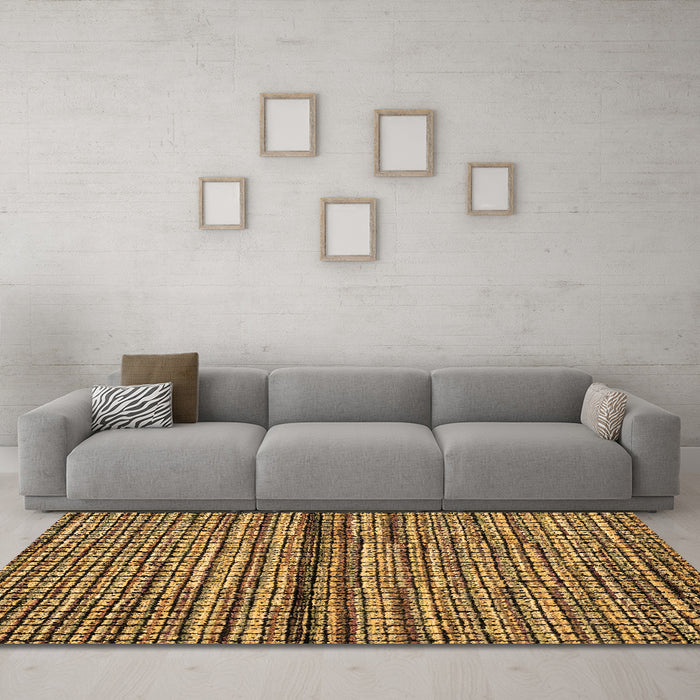 Machine Washable Abstract Brown Modern Rug in a Living Room,, wshabs4487brn