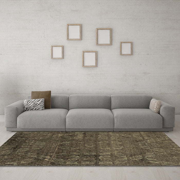Machine Washable Abstract Brown Modern Rug in a Living Room,, wshabs4498brn