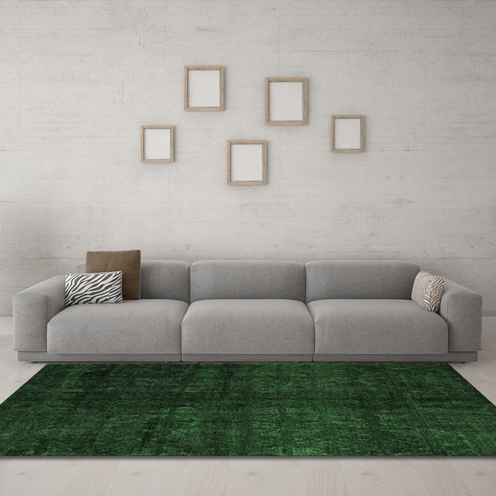 Machine Washable Abstract Emerald Green Modern Area Rugs in a Living Room,, wshabs4510emgrn