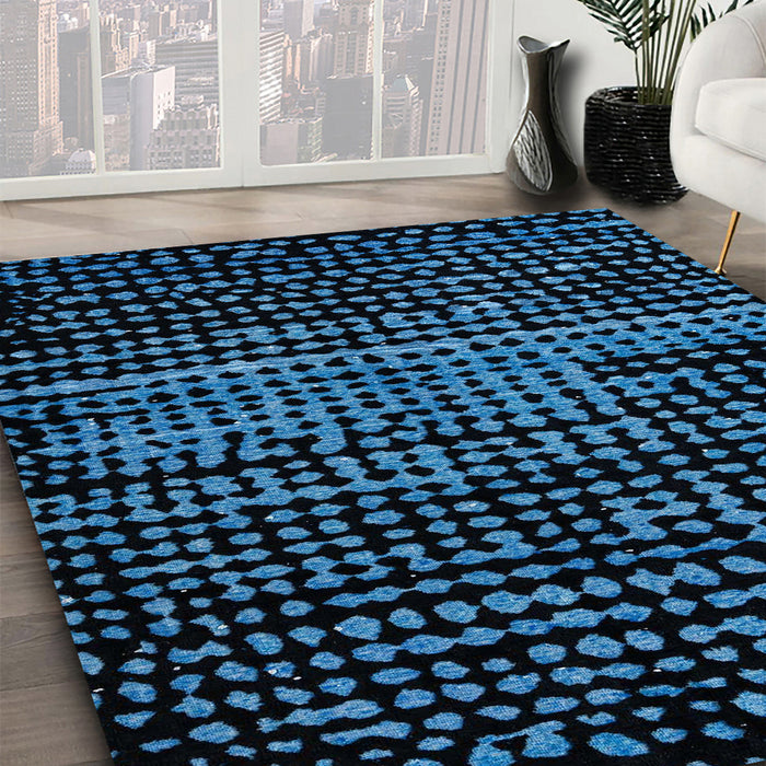 Machine Washable Abstract Black Rug in a Family Room, wshabs4522