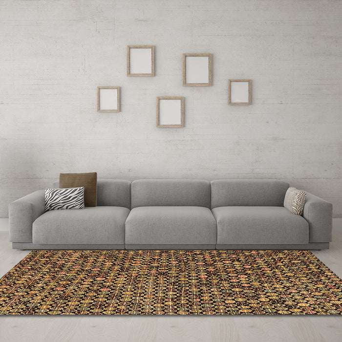 Machine Washable Abstract Brown Modern Rug in a Living Room,, wshabs4539brn