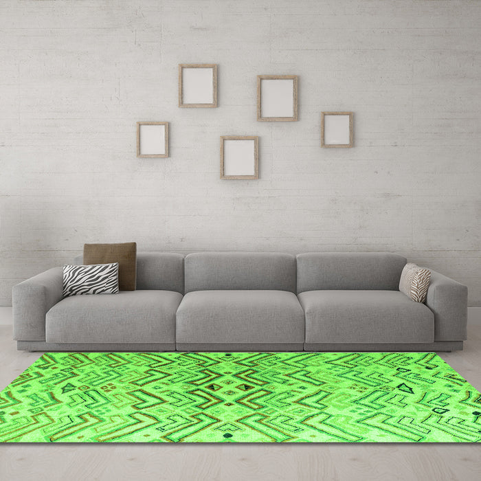 Machine Washable Abstract Green Modern Area Rugs in a Living Room,, wshabs4543grn