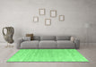 Machine Washable Solid Emerald Green Modern Area Rugs in a Living Room,, wshabs4549emgrn