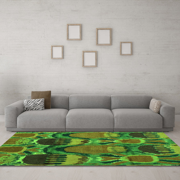 Machine Washable Abstract Green Modern Area Rugs in a Living Room,, wshabs4554grn
