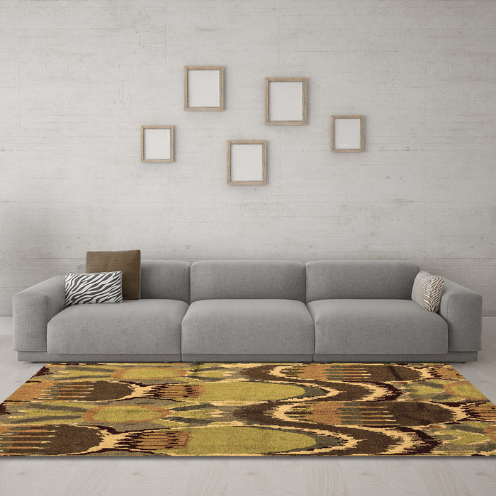 Machine Washable Abstract Brown Modern Rug in a Living Room,, wshabs4555brn