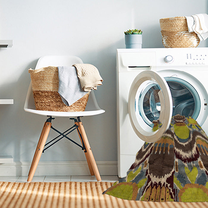 Machine Washable Abstract Brass Green Rug in a Washing Machine, wshabs4555