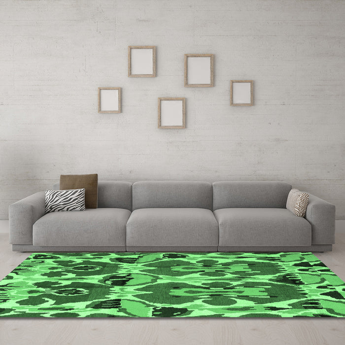 Machine Washable Abstract Emerald Green Modern Area Rugs in a Living Room,, wshabs4556emgrn