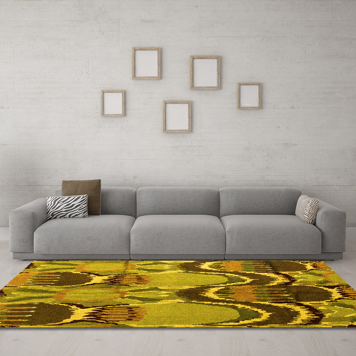 Machine Washable Abstract Yellow Modern Rug in a Living Room, wshabs4557yw