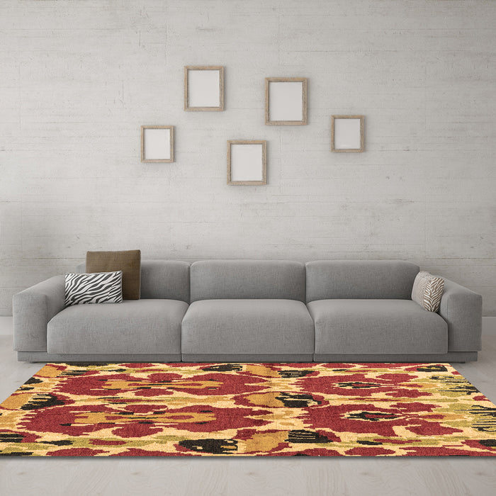 Machine Washable Abstract Brown Modern Rug in a Living Room,, wshabs4558brn