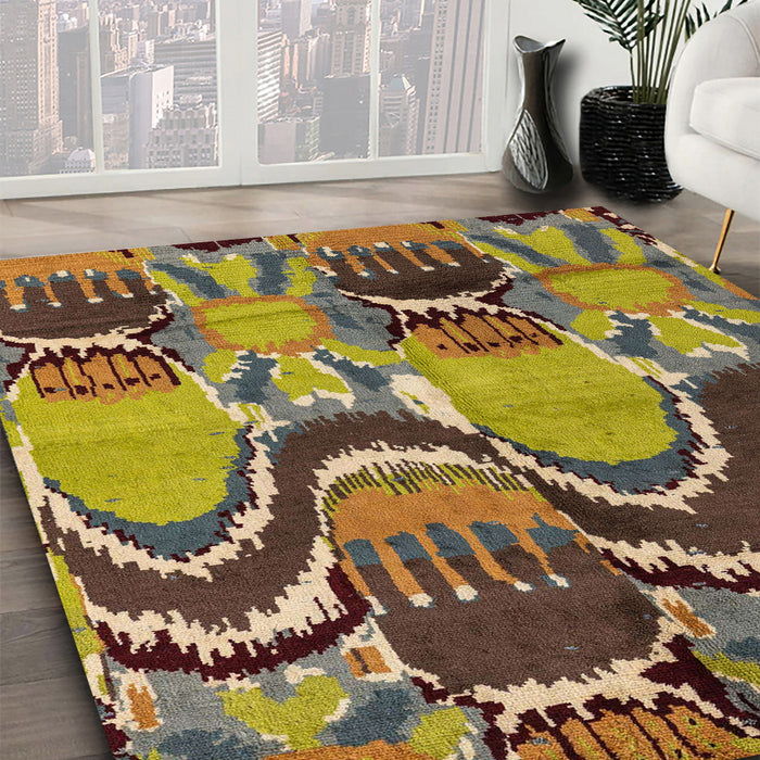 Machine Washable Abstract Metallic Gold Rug in a Family Room, wshabs4559