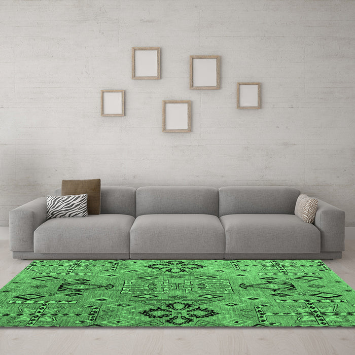 Machine Washable Abstract Emerald Green Modern Area Rugs in a Living Room,, wshabs4560emgrn