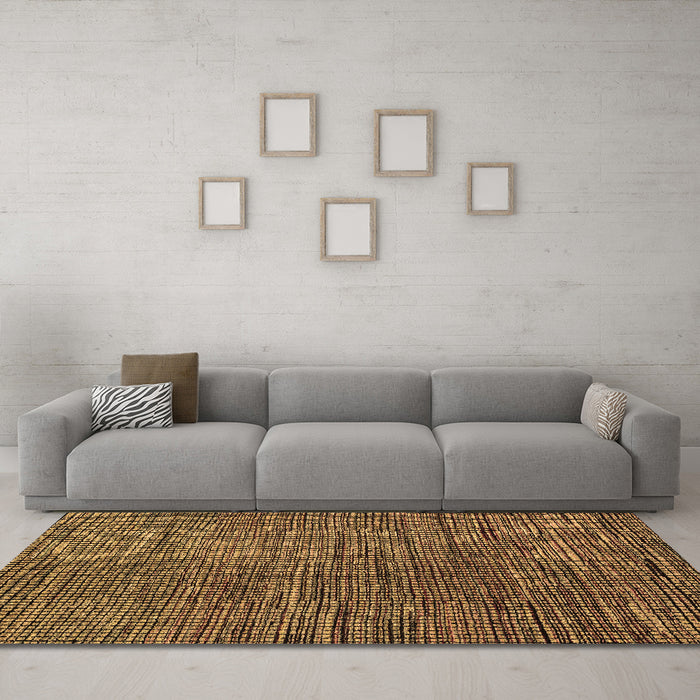 Machine Washable Abstract Brown Modern Rug in a Living Room,, wshabs4564brn