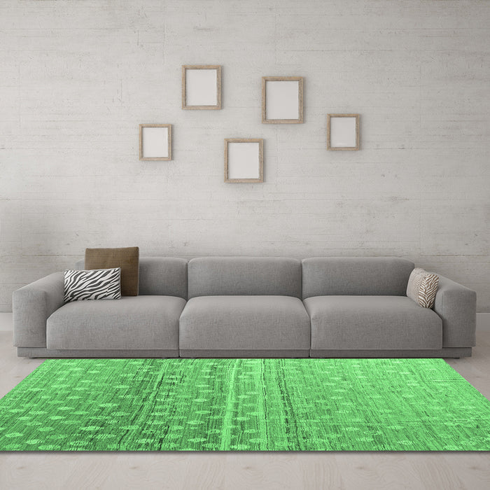 Machine Washable Abstract Emerald Green Modern Area Rugs in a Living Room,, wshabs4571emgrn