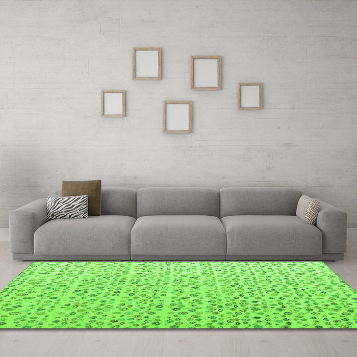 Machine Washable Solid Green Modern Area Rugs in a Living Room,, wshabs4572grn