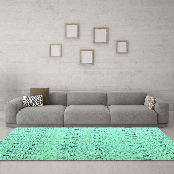 Machine Washable Solid Turquoise Modern Area Rugs in a Living Room,, wshabs4573turq
