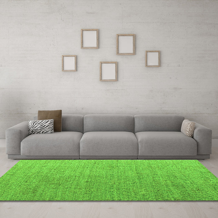 Machine Washable Abstract Green Modern Area Rugs in a Living Room,, wshabs4574grn