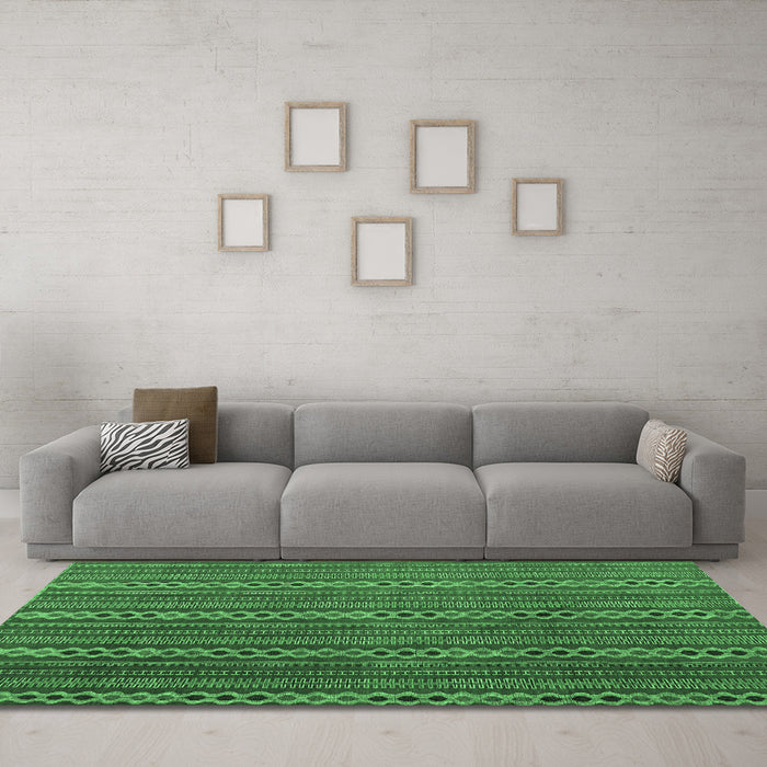 Machine Washable Abstract Emerald Green Modern Area Rugs in a Living Room,, wshabs4579emgrn