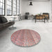 Round Abstract Daisy Pink Modern Rug in a Office, abs4589