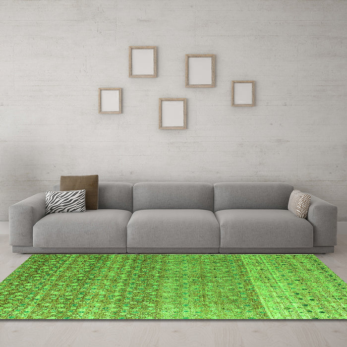 Machine Washable Abstract Green Modern Area Rugs in a Living Room,, wshabs4589grn