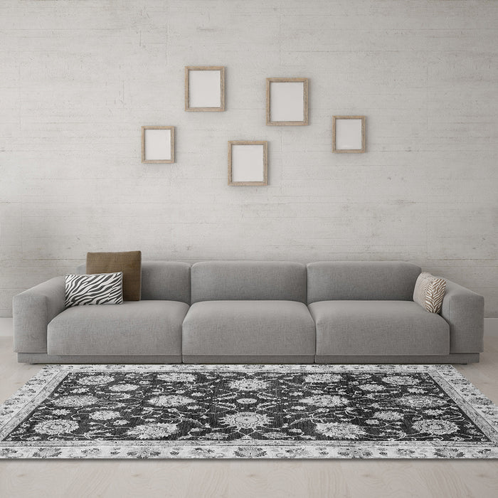 Machine Washable Oriental Gray Traditional Rug in a Living Room,, wshabs458gry