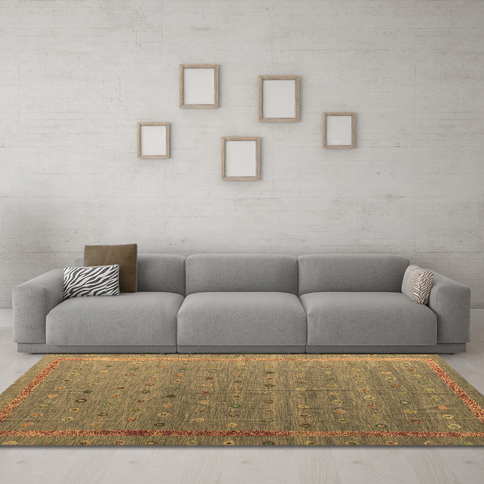 Machine Washable Abstract Brown Modern Rug in a Living Room,, wshabs4591brn
