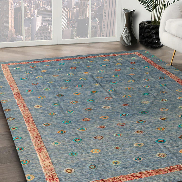 Machine Washable Abstract Ash Gray Rug in a Family Room, wshabs4591