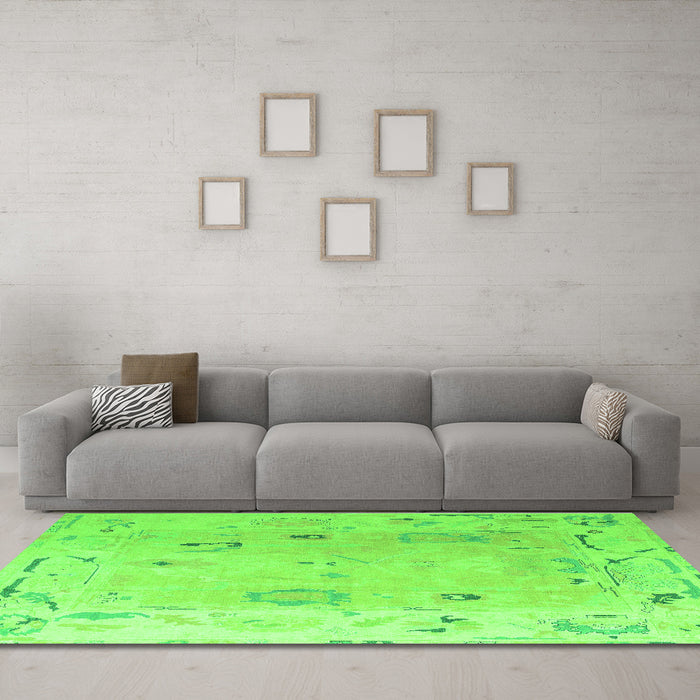 Machine Washable Abstract Green Modern Area Rugs in a Living Room,, wshabs4593grn