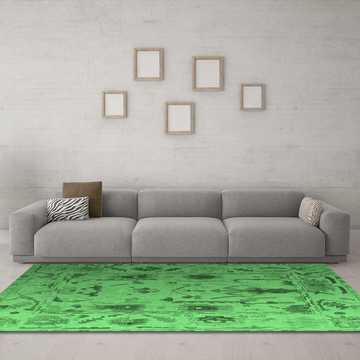 Machine Washable Abstract Emerald Green Modern Area Rugs in a Living Room,, wshabs4594emgrn