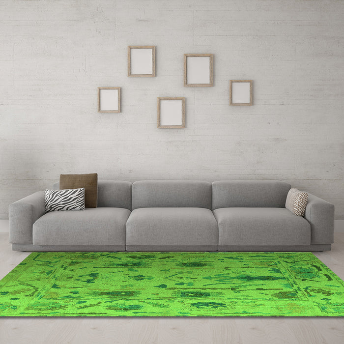 Machine Washable Abstract Green Modern Area Rugs in a Living Room,, wshabs4594grn