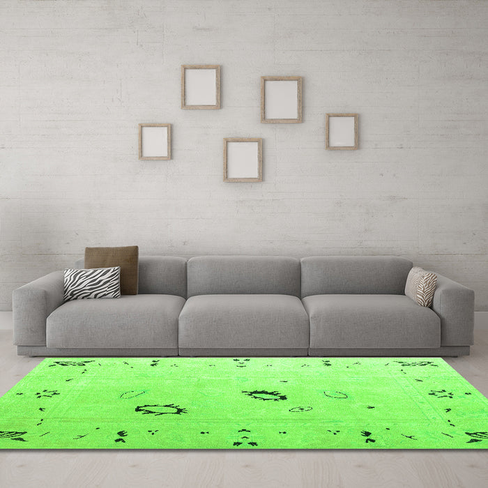 Machine Washable Solid Green Modern Area Rugs in a Living Room,, wshabs4606grn