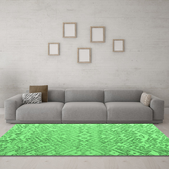 Machine Washable Abstract Emerald Green Modern Area Rugs in a Living Room,, wshabs4614emgrn