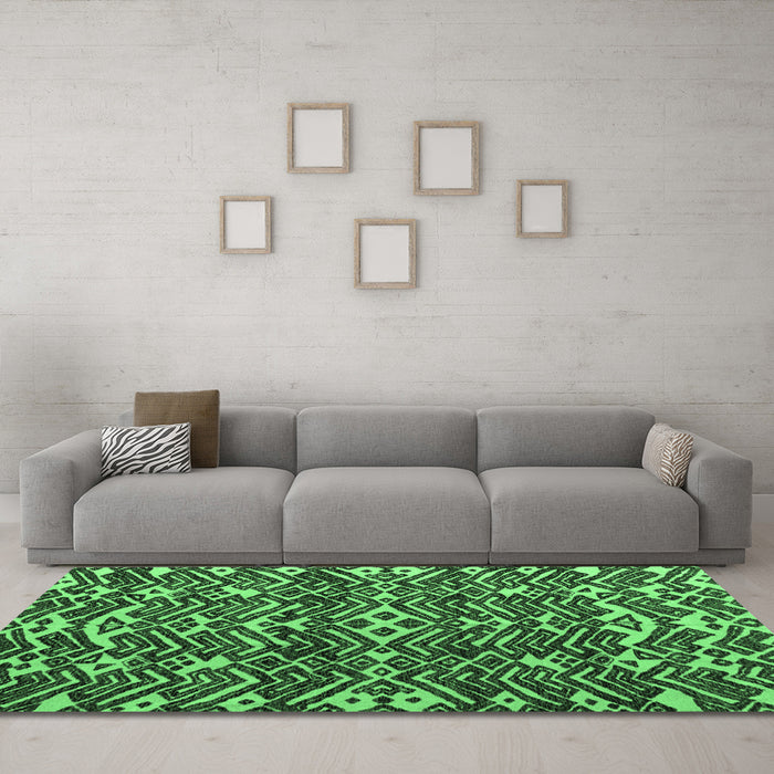 Machine Washable Abstract Emerald Green Modern Area Rugs in a Living Room,, wshabs4620emgrn
