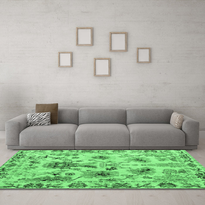Machine Washable Abstract Emerald Green Modern Area Rugs in a Living Room,, wshabs4629emgrn