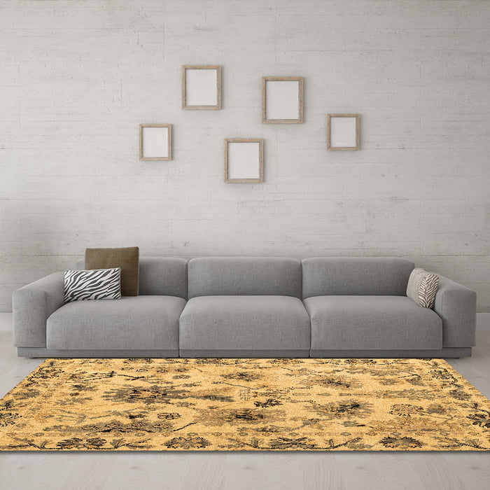 Machine Washable Abstract Brown Modern Rug in a Living Room,, wshabs4629brn