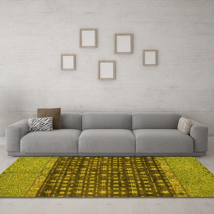 Machine Washable Abstract Yellow Modern Rug in a Living Room, wshabs4630yw