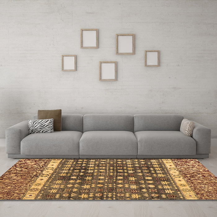 Machine Washable Abstract Brown Modern Rug in a Living Room,, wshabs4631brn