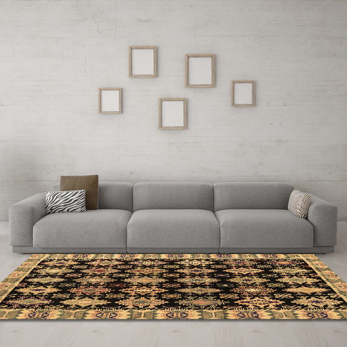 Machine Washable Abstract Brown Modern Rug in a Living Room,, wshabs4633brn